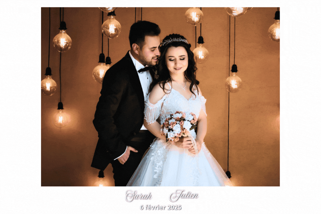 Photobooth mariage en Lorraine : créez des souvenirs inoubliables avec photos digitales illimitées, impressions personnalisées et option livre d’or audio pour messages vocaux uniques.